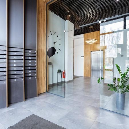 Nyvky Like Home - Studio - Apt 20 Kiev Dış mekan fotoğraf