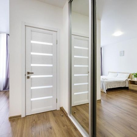 Nyvky Like Home - Studio - Apt 20 Kiev Dış mekan fotoğraf