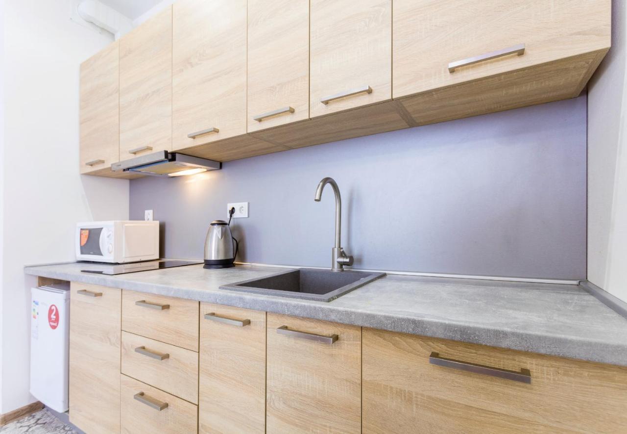 Nyvky Like Home - Studio - Apt 20 Kiev Dış mekan fotoğraf