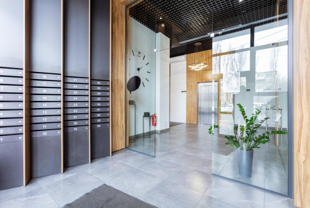 Nyvky Like Home - Studio - Apt 20 Kiev Dış mekan fotoğraf