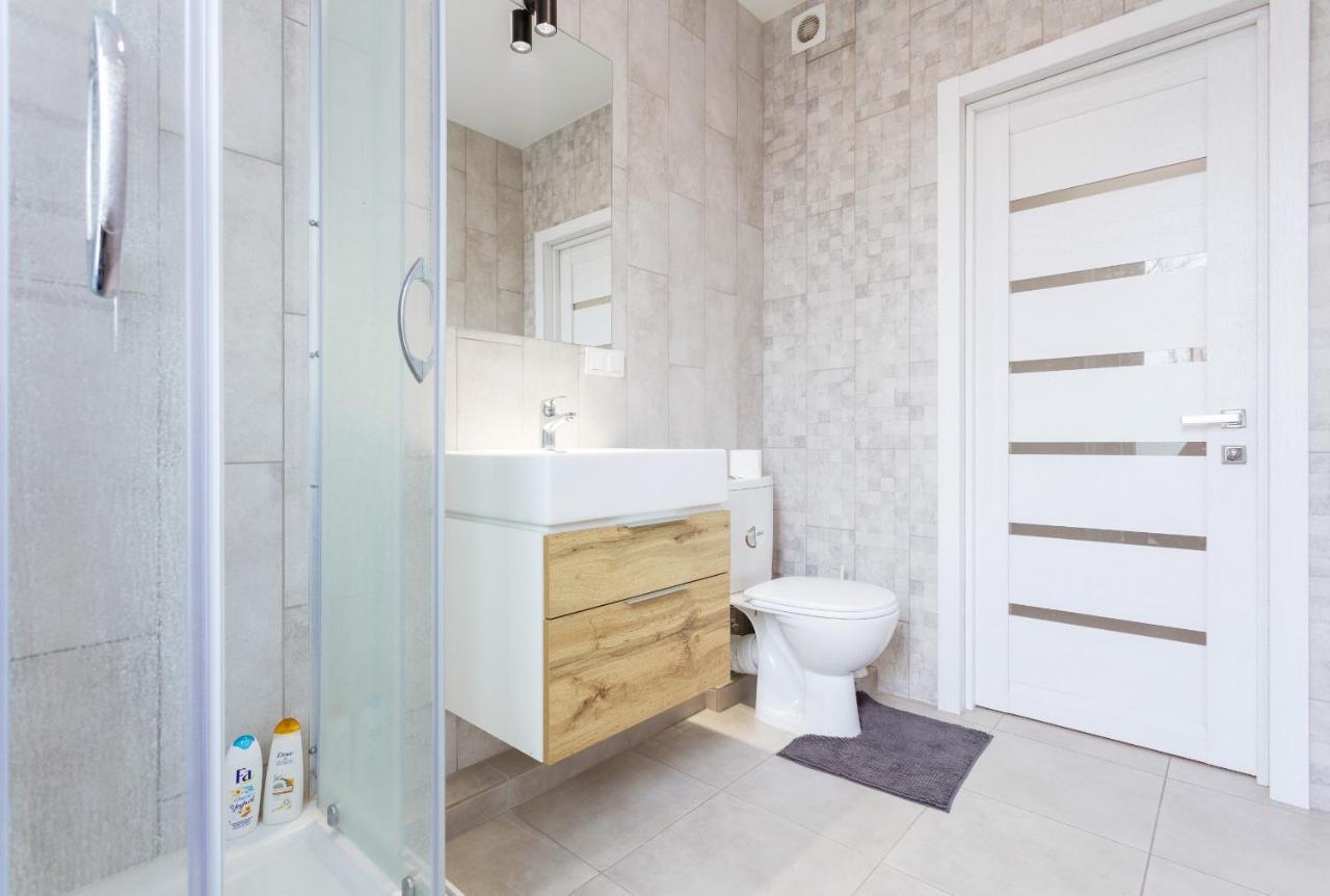Nyvky Like Home - Studio - Apt 20 Kiev Dış mekan fotoğraf