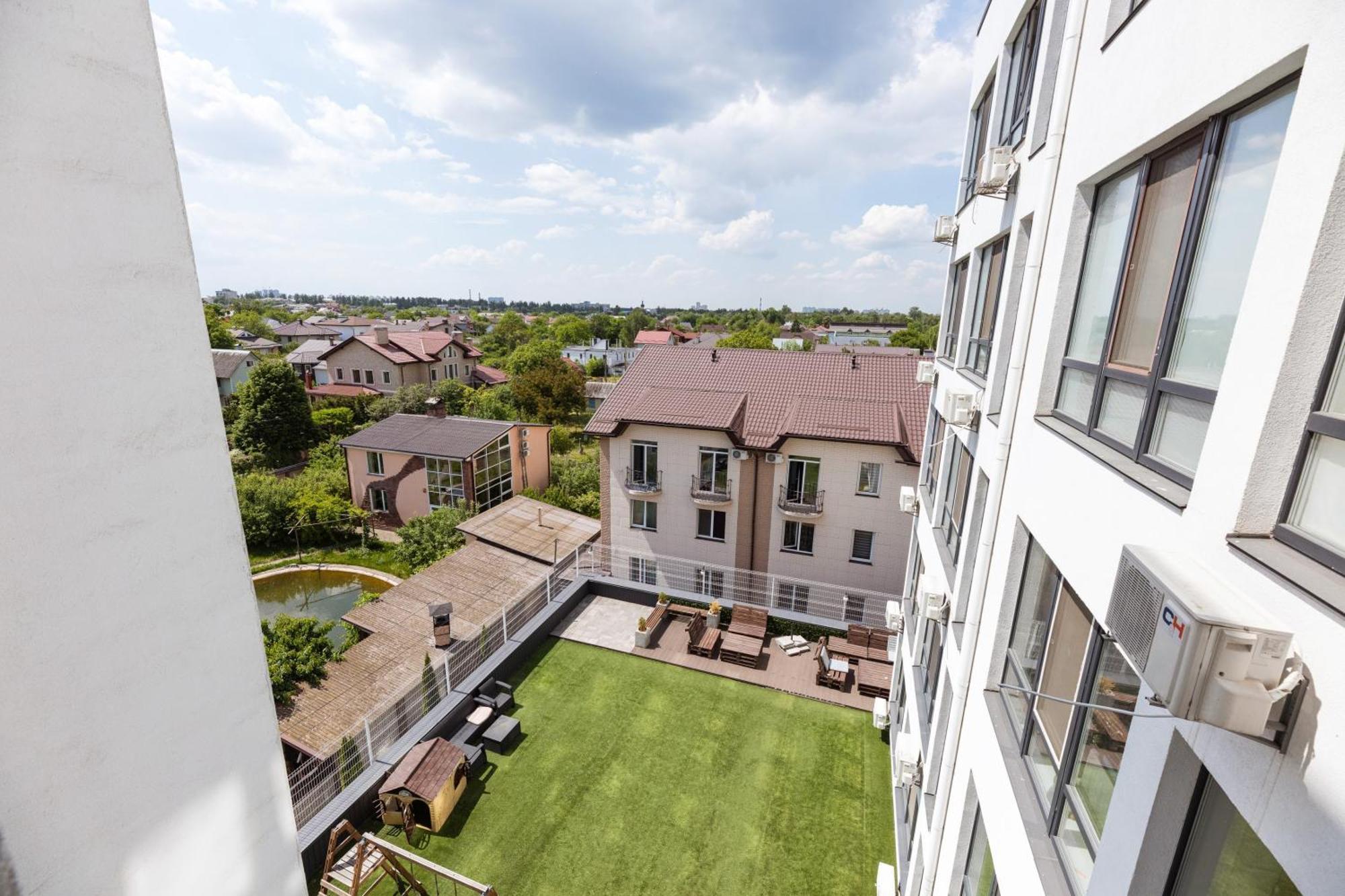 Nyvky Like Home - Studio - Apt 20 Kiev Dış mekan fotoğraf